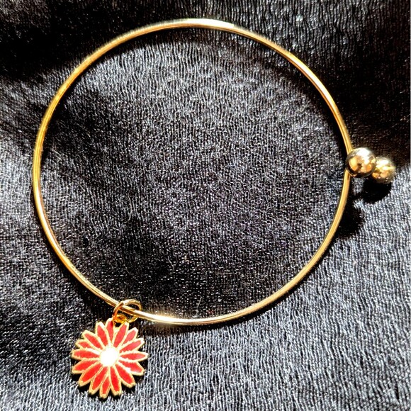 Vintage Daisy Charm Wire Bangle Bracelet attributed to Sarah Coventry (unsigned) - Picture 1 of 5